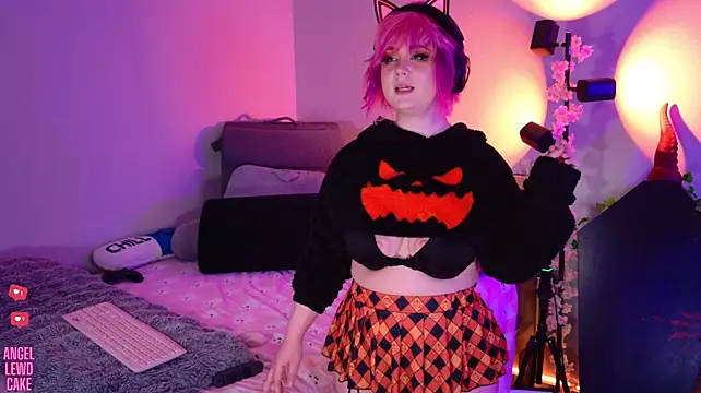 Angel-Lewd-Cake
