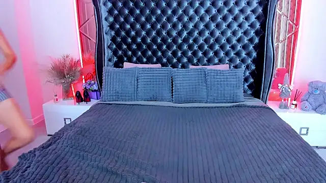 Rebecca_Diamond live sex cam