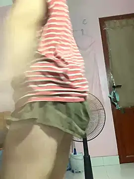 JerryJen11 live cam on StripChat