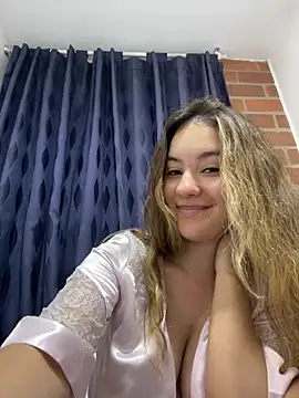 sarah_milerr live cam on StripChat