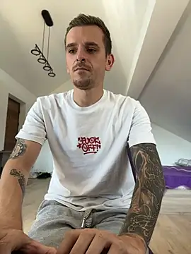 huge_cock22cm (Ask my age) - Let's have fun!
