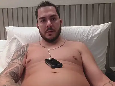 alphagifted20 (M young) - #blondes #brazilian #cam2cam #cumshot #dirty-talk #ejaculation #flashing #handjob #jerk-off-instruction #masturbation #middle-priced-privates #muscular #new #penis-ring #portuguese-speaking #precum #sexting #small-audience #straight #white #young