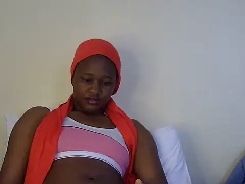 Petite_Ebony10 live cam on StripChat