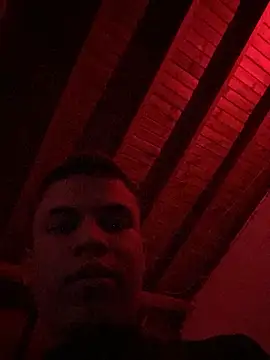 _Leo_Boy live cam on StripChat