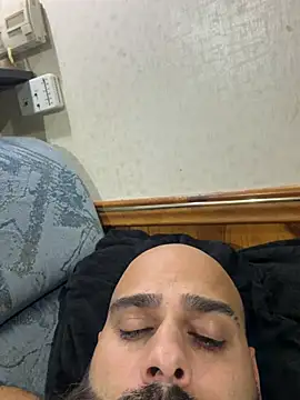 FindomGod4U live cam on StripChat