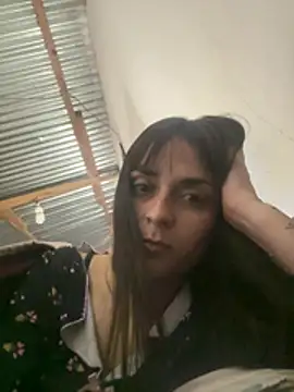 Jennlov live cam on StripChat