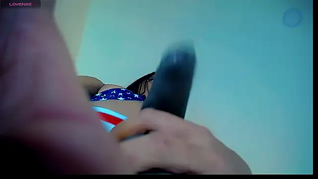 ArhisaBrowm live cam on StripChat