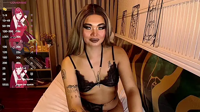 Reika_Wakumi live cam on StripChat