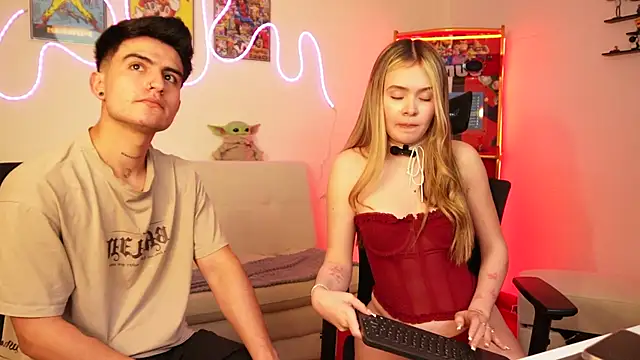 tommy_and_sophie live sex cam