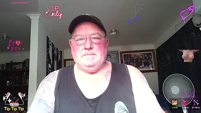 KINKYBLUEYES69