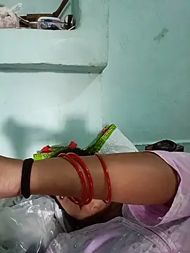 Cute-sonam-01 live cam on StripChat