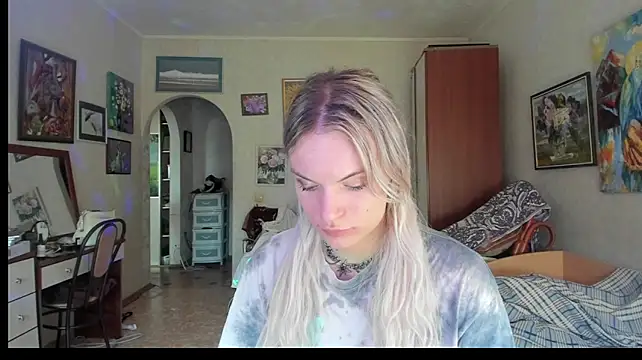millikira006 (T teen) - you quickly close my goals...mb house?