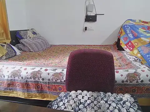 Rushali_69 live cam on StripChat