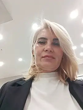 jennyomay (F milf) - Squirt 💦 fack fingers in pussy