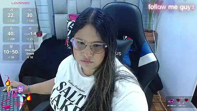 evelin_zaens live cam on StripChat