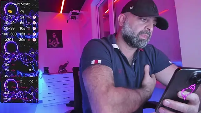 HAIR-MAN live cam on StripChat