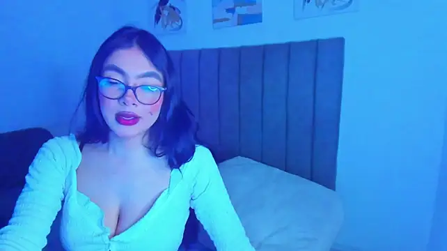 britanny_jones1 live cam on StripChat