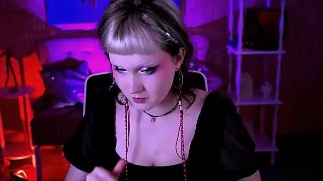 ViolettWoods live cam on StripChat