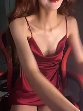 Fionacutee live cam on StripChat