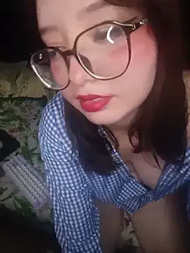 Blanca-nieves live cam on StripChat