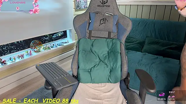 SandyChris