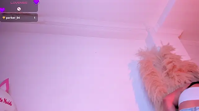 CristineRainn_ live cam on StripChat