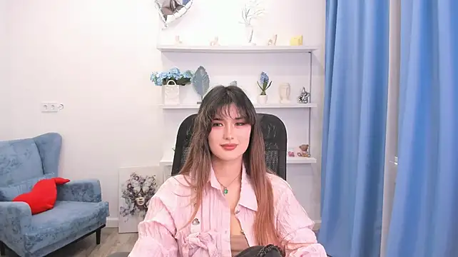 AnneTLi live cam on StripChat