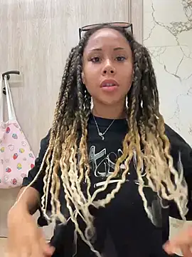 HaileyDiana