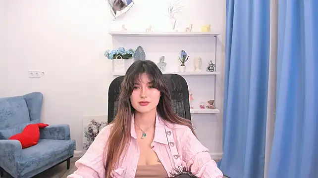 AnneTLi live cam on StripChat
