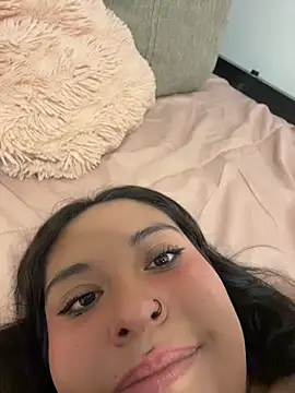 Nailealipsglossy live sex cam