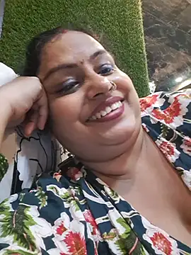SHANVII live cam on StripChat