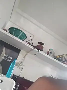 FeltedEuropium live cam on StripChat