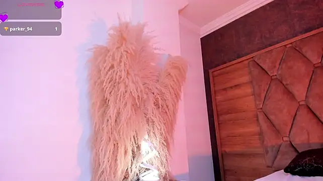 CristineRainn_