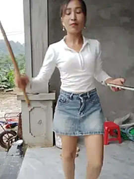 Thobaby112 live cam model