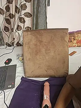 Love_Winss webcam