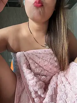 Pink_BabyDoll webcam