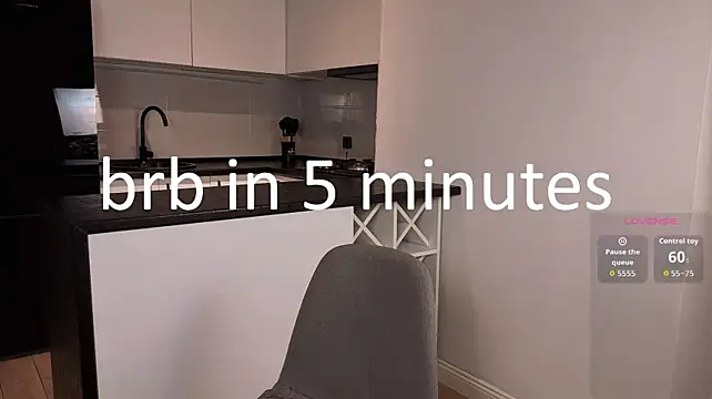 AnikaVelour webcam