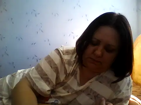 LockyCharm111 webcam