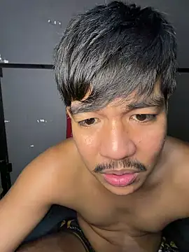 Dylannn_30 webcam