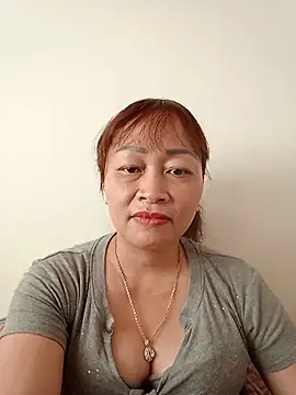 Baby-ladyboobs2026 webcam