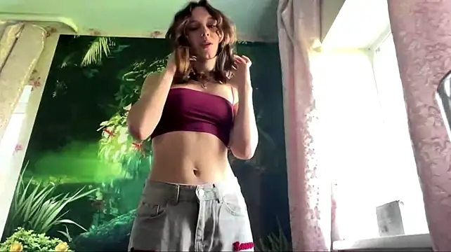 EllynDincher webcam
