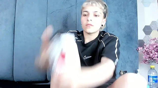 Megan_Thompson_ webcam
