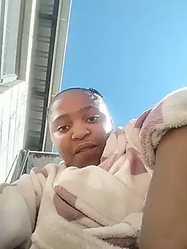 African_Busty webcam