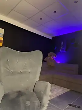 AstridJade webcam