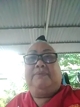 YourMomy- webcam