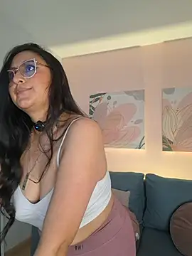Amber_gold_ webcam