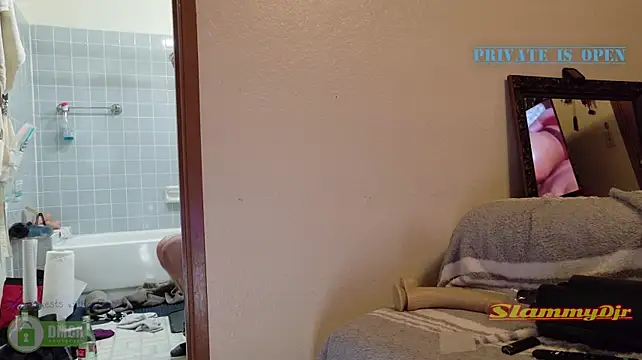 SlammyDjr webcam
