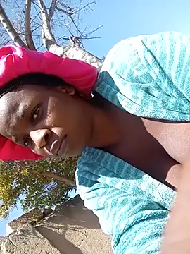YummyBoobs_ webcam