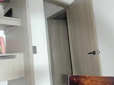 Ruby_Velvett webcam