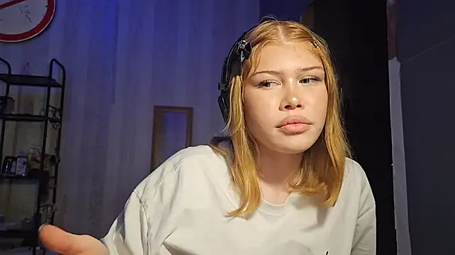 GinnySplitt webcam